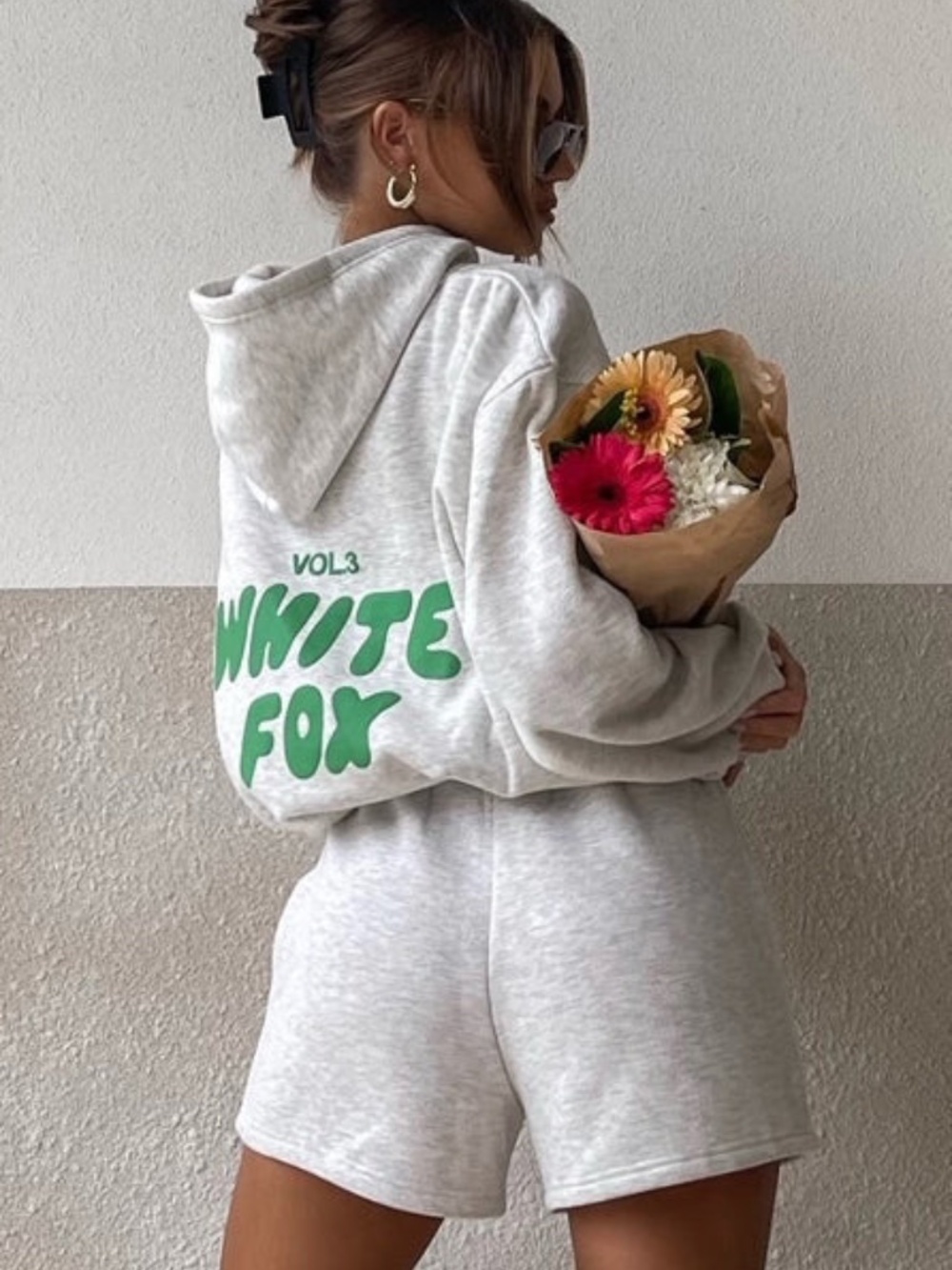 EUC [White Fox] Glacier Grey & Green VOL. 3 < Offstage Hoodie > Small Medium - Picture 6 of 12